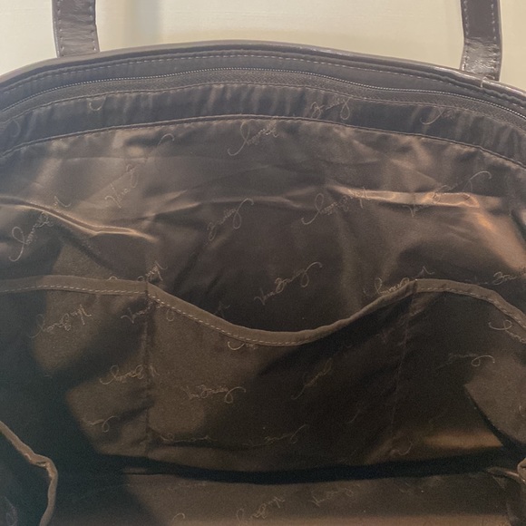 Vera Bradley Brown Quilt Tote.  Approx 20” long and 14” high.  NEW with TAGS - Picture 8 of 9